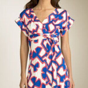 Diane Von Furstenberg DVF Tribal Print 100% Silk True Wrap Dress